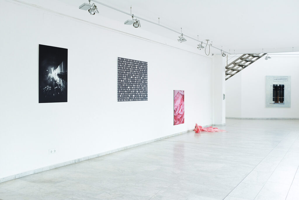 Ausstellungsansicht "11 Positionen", BV-Galerie, 2026, Foto: Eva Asaad