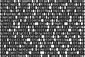 Melitta Moschik, HUMAN RIGHTS, 2026, Schriftbild, UV-Print auf Alu-Dibond, 92 x 120 cm, Foto: Melitta Moschik