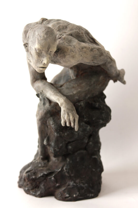 Beatrice Testa Luciani, Uomo in cambiamento, 2020, patinierte Terrakotta, 26 × 22 × 15 cm, Foto: Testa