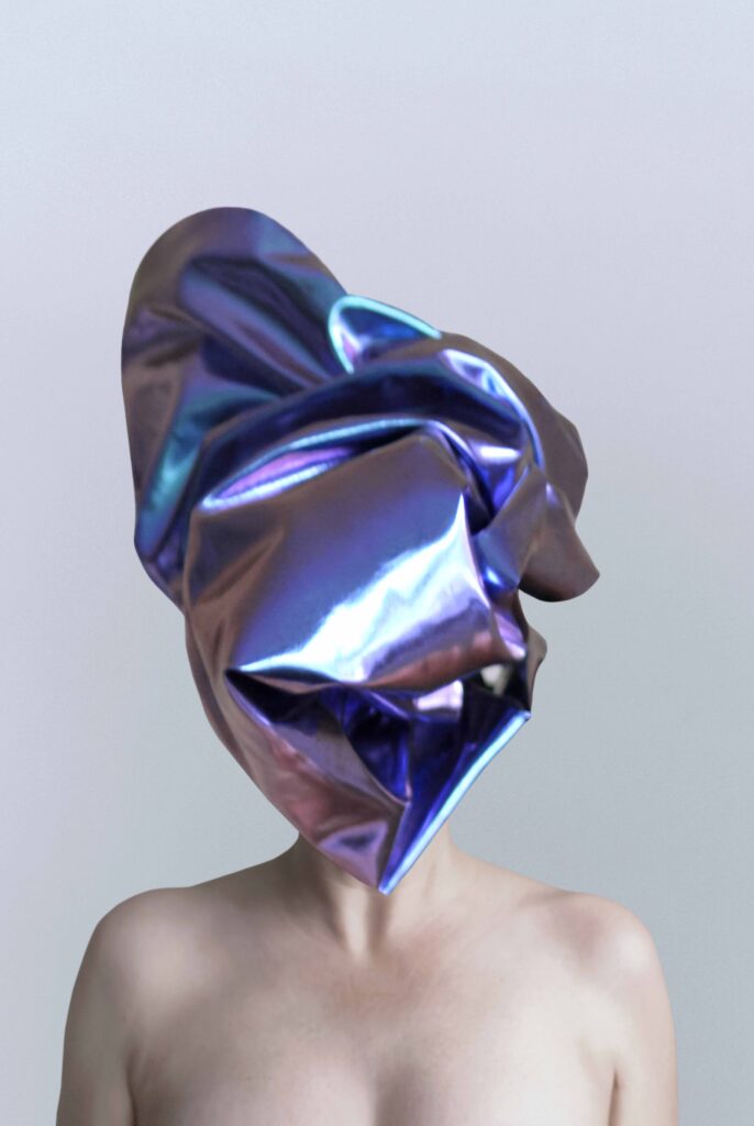 Sissa Micheli, Mother of Pearl - Pleiadian, 2025, Archivfester Pigmentdruck auf Fine Art Baryta, 60 x 40 cm, © Sissa Micheli / Bildrecht, Wien 2026