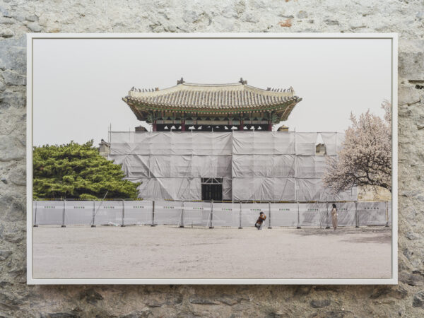 Gustav Willeit, IMPEDE, 2026 – Seoul, Ausstellungsansicht „Relationes“, Kloster Neustift / Abbazia di Novacella, Vahrn / Varna, 2026, Foto: Tiberio Sorvillo